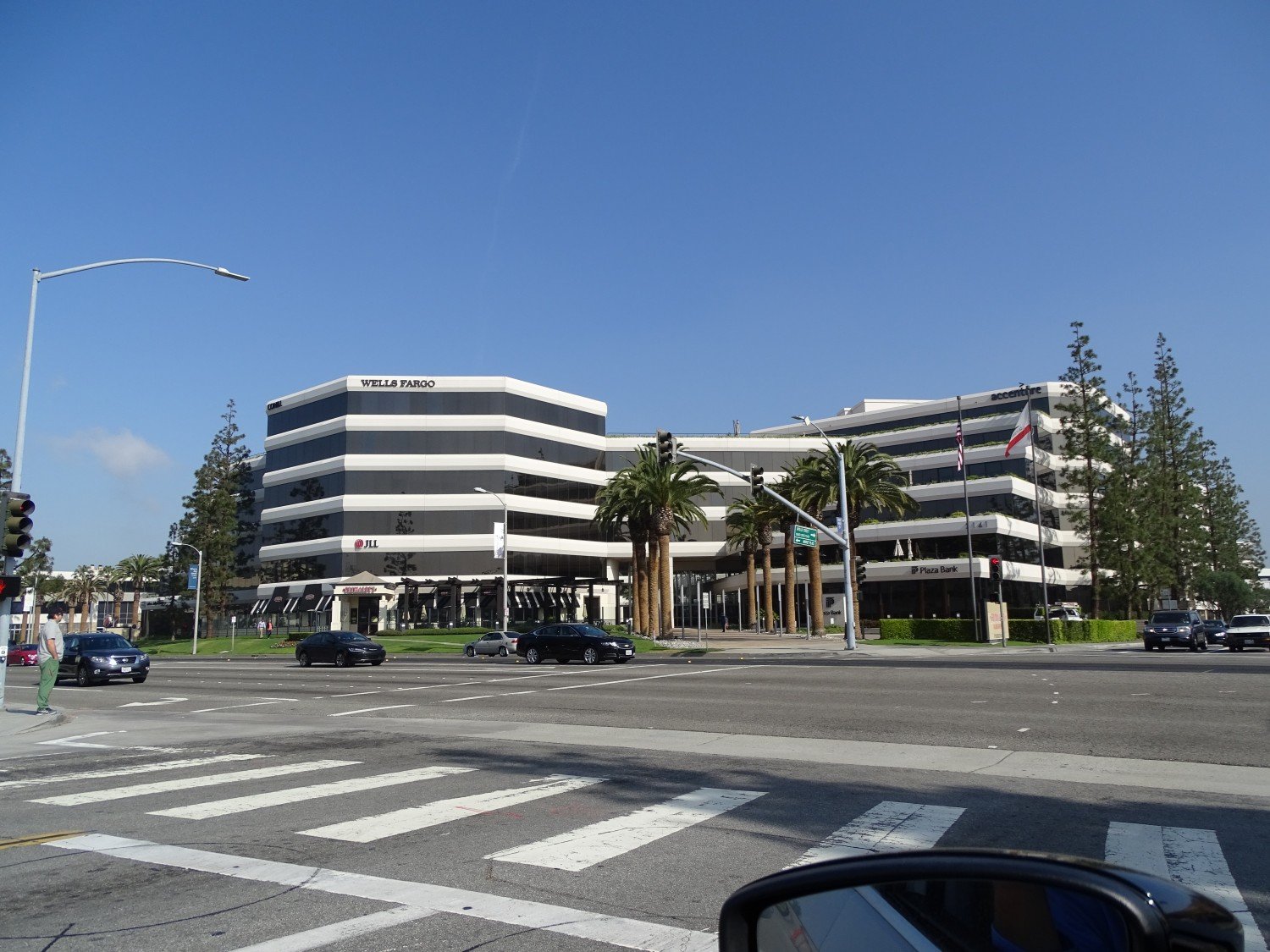 Cushman & Wakefield * L2 Specialties